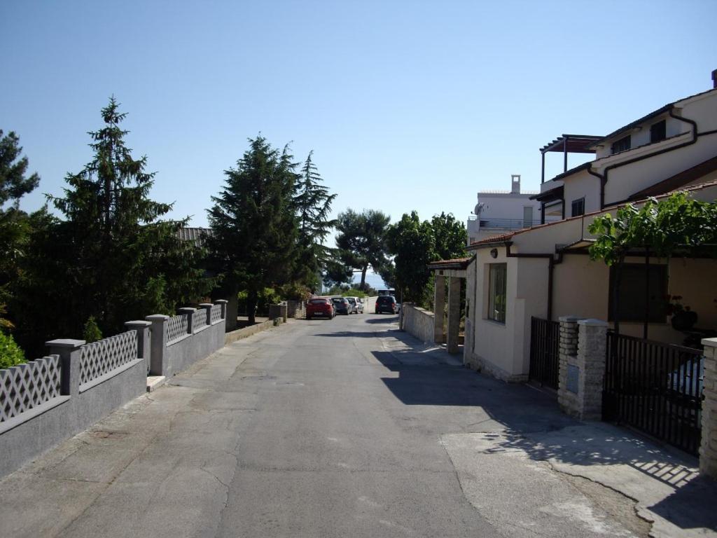 Adria Apartments Pula Exterior foto